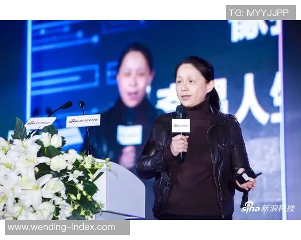 问鼎娱乐平台客服-问鼎娱乐平台客服的专业素养与用户体验提升之道-问鼎娱乐平台客服