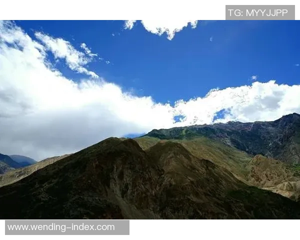 问鼎娱乐线路-娱乐之心跃动心间 探索问鼎娱乐线路的魅力之旅-问鼎娱乐线路